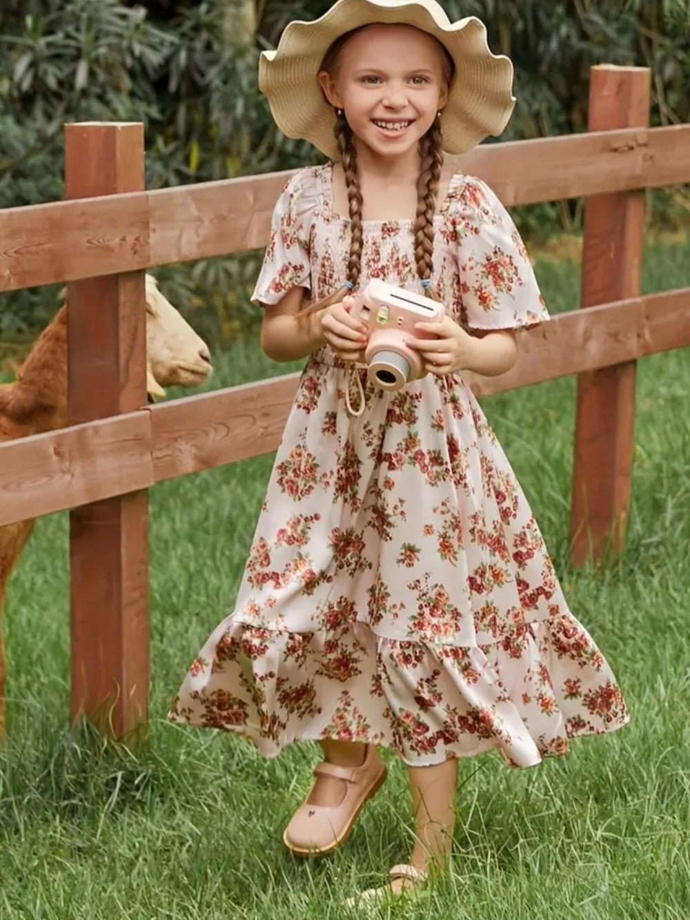 PatPat Girls Floral Short-Sleeve Smocked Midi Dress in Multicolor